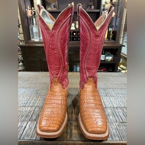 Ariat Vaquera Caiman Crocodile Belly
Square Toe Boots - Women’s